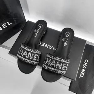 Luxury Chanel Slippers Red