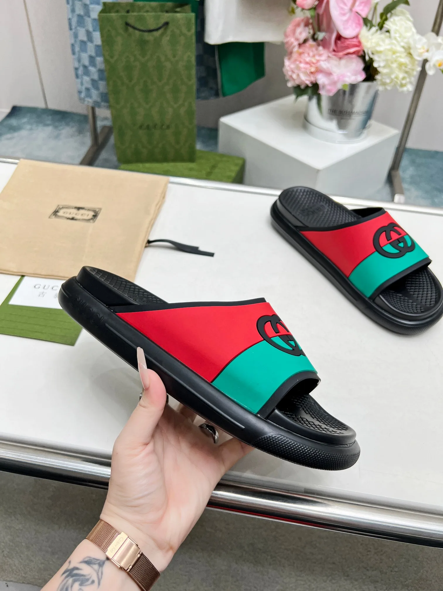 Gucci