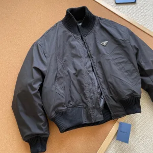 Designer Prada Outerwear Red Cotton Down Simple And Versatile Exquisite Workmanship Suitable For All Body Types Winter Side Pockets