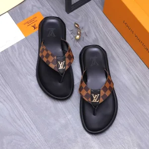 Aaa Louis Vuitton Cowhide Slippers
