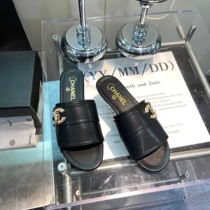 Designer Chanel Slippers Red