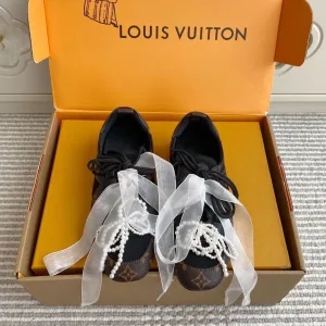 Luxury 1:1 Louis Vuitton Cowhide Sneakers For Spring