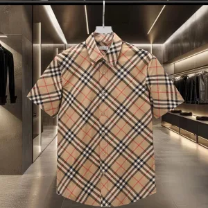 Designer Luxury Burberry Short-Sleeved Shirt Red Cotton Poplin Delicate And Soft To The Touch