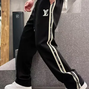 High Quality Louis Vuitton Trousers Red Double-Sided Fabric