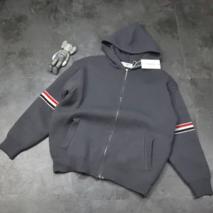 Luxury AAA Thom Browne Outerwear Red Jacquard Spring Autumn Winter