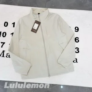 AAA Lululemon Jacket Red Wrinkled Fabric Zippered Pocket