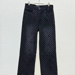 Super Clone Designer Louis Vuitton Jeans Red Cotton Twill Suede Denim Enzyme Washing