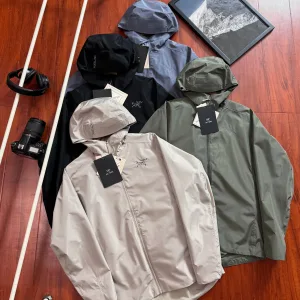 Luxury Archaeopteryx Outerwear Red Gore-Tex Windstopper Polyester Nylon Plain Weave Lace Running Simple Design Urban Commuting