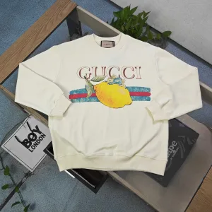AAA Gucci Sweatshirt Red Street Style A Touch Of Understated Luxury Autumn Winter And