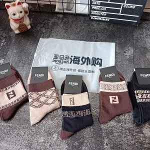 Luxury Fendi Ruler Red Cotton Autumn Winter And