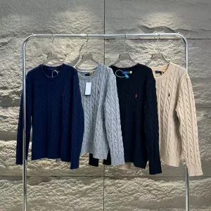 Luxury Ralph Lauren Long-Sleeved Shirt Red Wool Blend Cable Knit