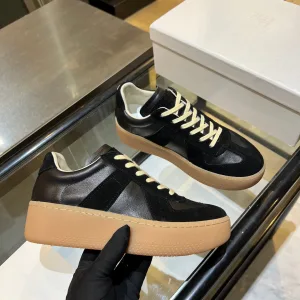 Luxury Margiela Athletic Shoes Red Genuine Leather Sheepskin Cowhide Patchwork Rubber Patch