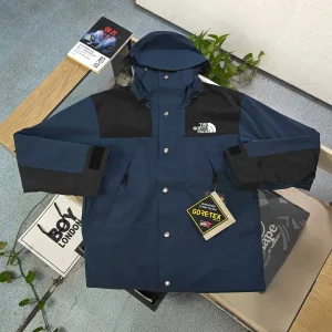 AAA The North Face Jacket Red Street Style Outdoor Functionality Autumn Winter Clean Cut Patch