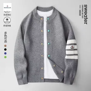 High Quality AAA Moncler Sweater Red Knitted Fabric