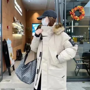 Designer New Balance Down Jackets Red Elegant Temperament