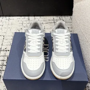 High Quality Dior Sneakers Red Elegant Style