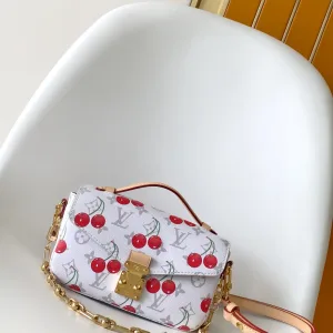 Super Clone Luxury Louis Vuitton Wallet Red
