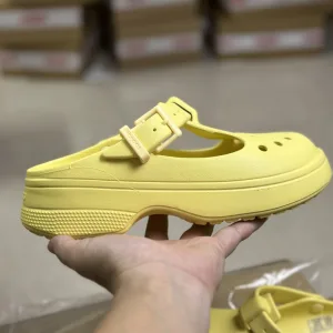 Super Clone AAA Crocs Jeans Red Rubber Outsole Lace Retro And Trendy Spring Summer