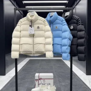 Luxury High Quality Moncler Coat Color Down