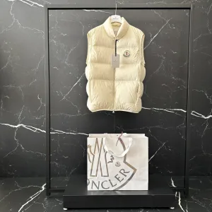 Luxury High Quality Monk Outerwear Red Down Nylon Fabric Autumn Winter And Patch Zippered Pocket