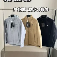 AAA Super Clone Iceberg Jacket Red Windstopper Quick-Drying Running Exquisite Workmanship Urban Outdoor Spring Patch Side Pockets