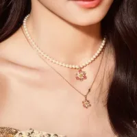 Reps Swarovski Brooches Red Lace