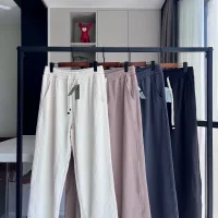 Luxury Balenciaga Trousers Black Relaxed Fit