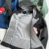 Designer AAA Helly Hansen Casual Trousers Green Summer Clean Cut