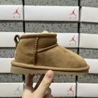 High Quality Luxury Ugg Ruler Red