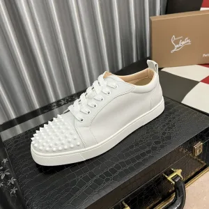 Luxury High Quality Christian Louboutin Cowhide Sneakers