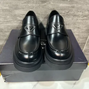 Designer Luxury Prada Derby Shoes Cowhide