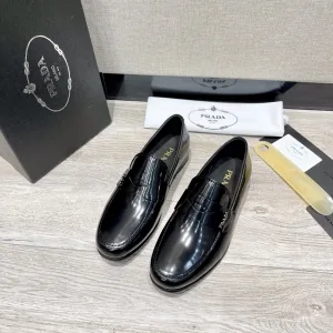 Luxury Prada Cowhide Leather Shoes