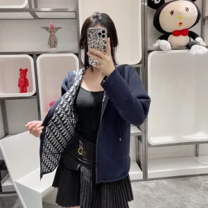 AAA Designer Dior Coat Blue Cashmere Jacquard Knitted Fabric Simple And Elegant Autumn Winter Pattern