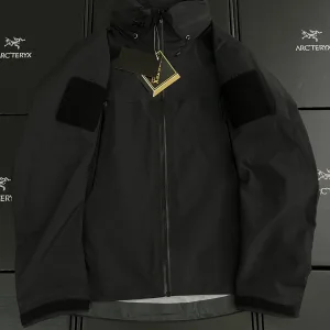 Designer Luxury Archaeopteryx Windbreaker Green Gore-Tex Nylon Embroidery