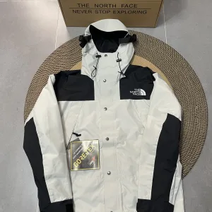 Luxury The North Face Taffeta Windproof Jacket