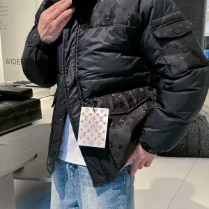 Designer High Quality Louis Vuitton Down Jacket Color Feather Goose