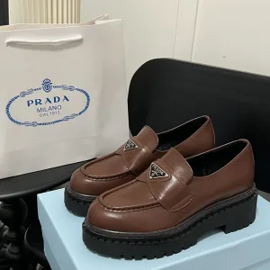 Designer Luxury Prada Loafers Brown Sheepskin Patent Leather Cowhide Rubber Old Style