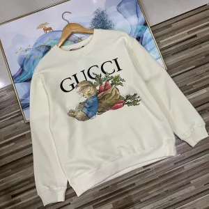 Designer Gucci Long-Sleeved Red Cotton Combed Suitable For All Body Types Simple And Elegant Autumn