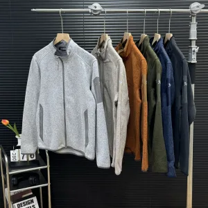 Designer Luxury Express Outerwear Red Fleece Mesh Running Spring Autumn Winter Zippered Pocket