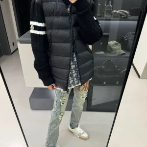 High Quality Monk Outerwear Red Wool Feather Duck Down Fleece Exquisite Workmanship Elegant Style Patch Side Pockets