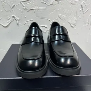 High Quality Luxury Prada Cowhide Loafers For Spring