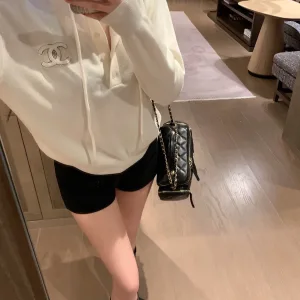 Luxury Chanel Lace Ruler