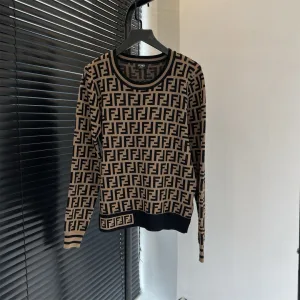 1:1 Fendi Jacquard Long-Sleeved Sweater