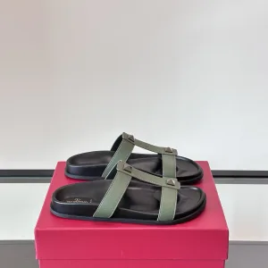 Designer Aaa Valentino Calfskin Slippers For Spring