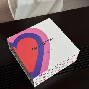 Designer Aaa Louis Vuitton Lace Desktop Organization