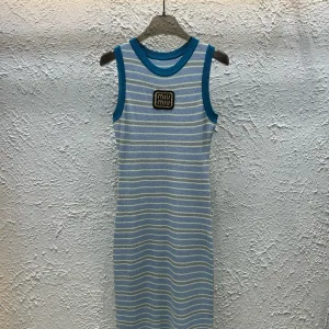 1:1 Aaa Miu Miu Gold Dresses