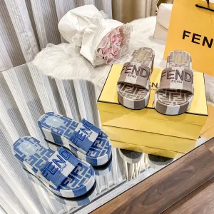 Luxury Reps Fendi Slippers Black
