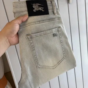 Luxury High Quality Burberry Denim Jeans For Spring