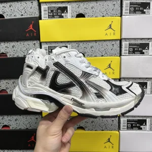 High Quality Super Clone Balenciaga Sneakers
