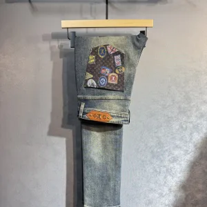 Luxury Aaa Louis Vuitton Cotton Jeans For Autumn